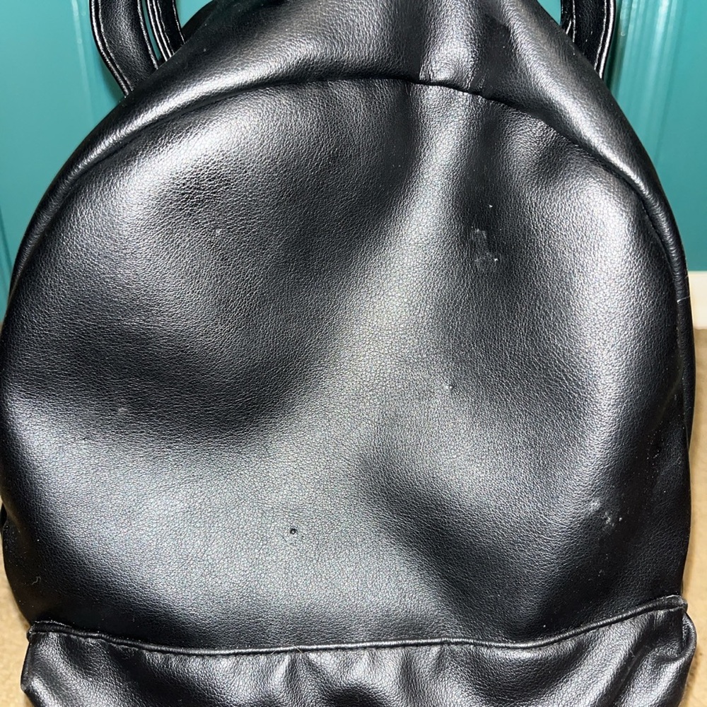 Simple Black Backpack - image 3